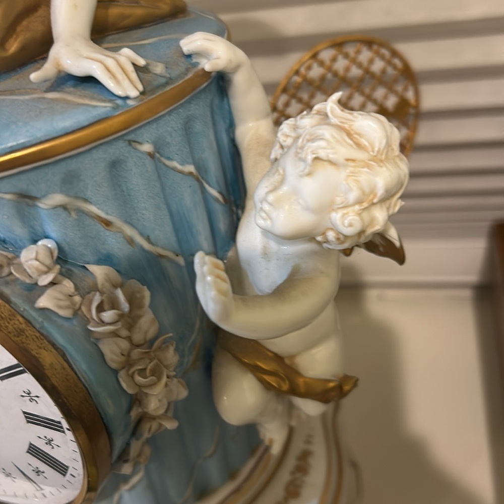 Vintage Tiche  mantle clock - Picture 3 of 9